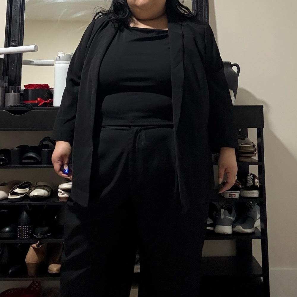 H&M Women's Elegant Black Blazer